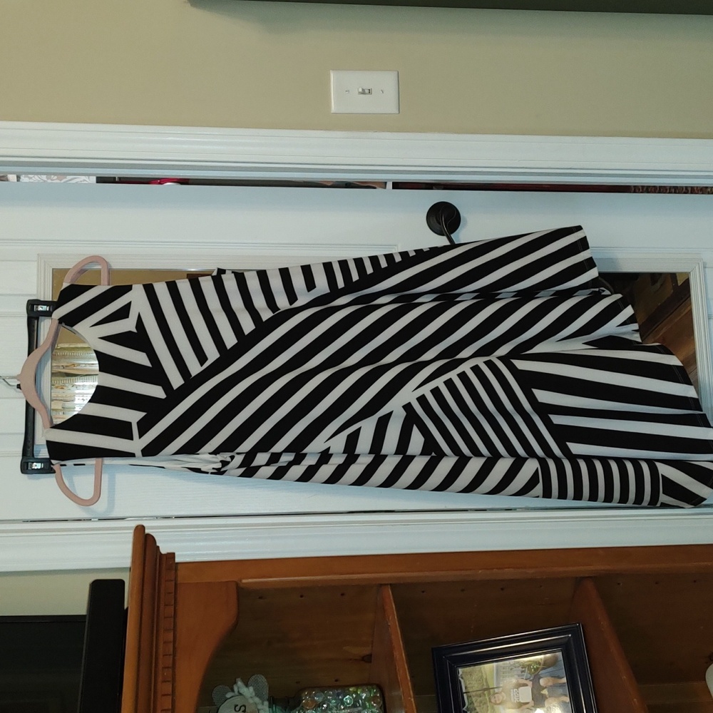 Black and white dress